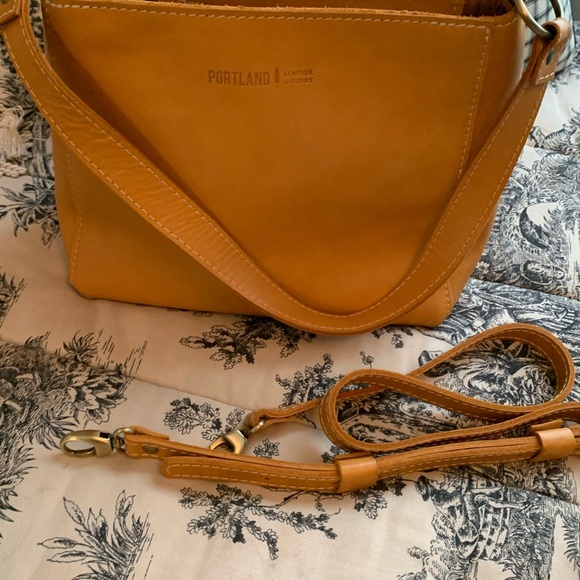 Portland Leather Goods Triangle Shoulder Bag | Sunflower - Picture 3 of 12